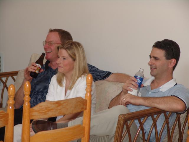 640x480_041003s7483.JPG
