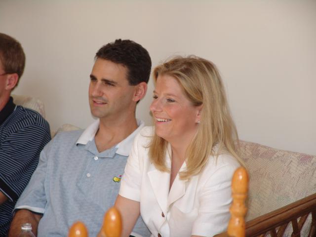 640x480_041003s7540.JPG