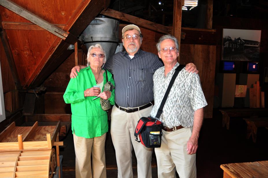 20080924w5028SteveFranStumppALa.jpg