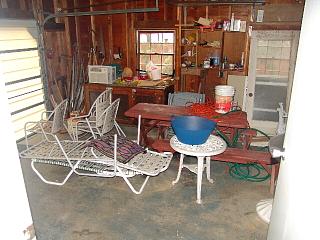 040403s2505garage640x480.jpg