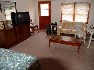 040403s2495BR2A640x480.jpg